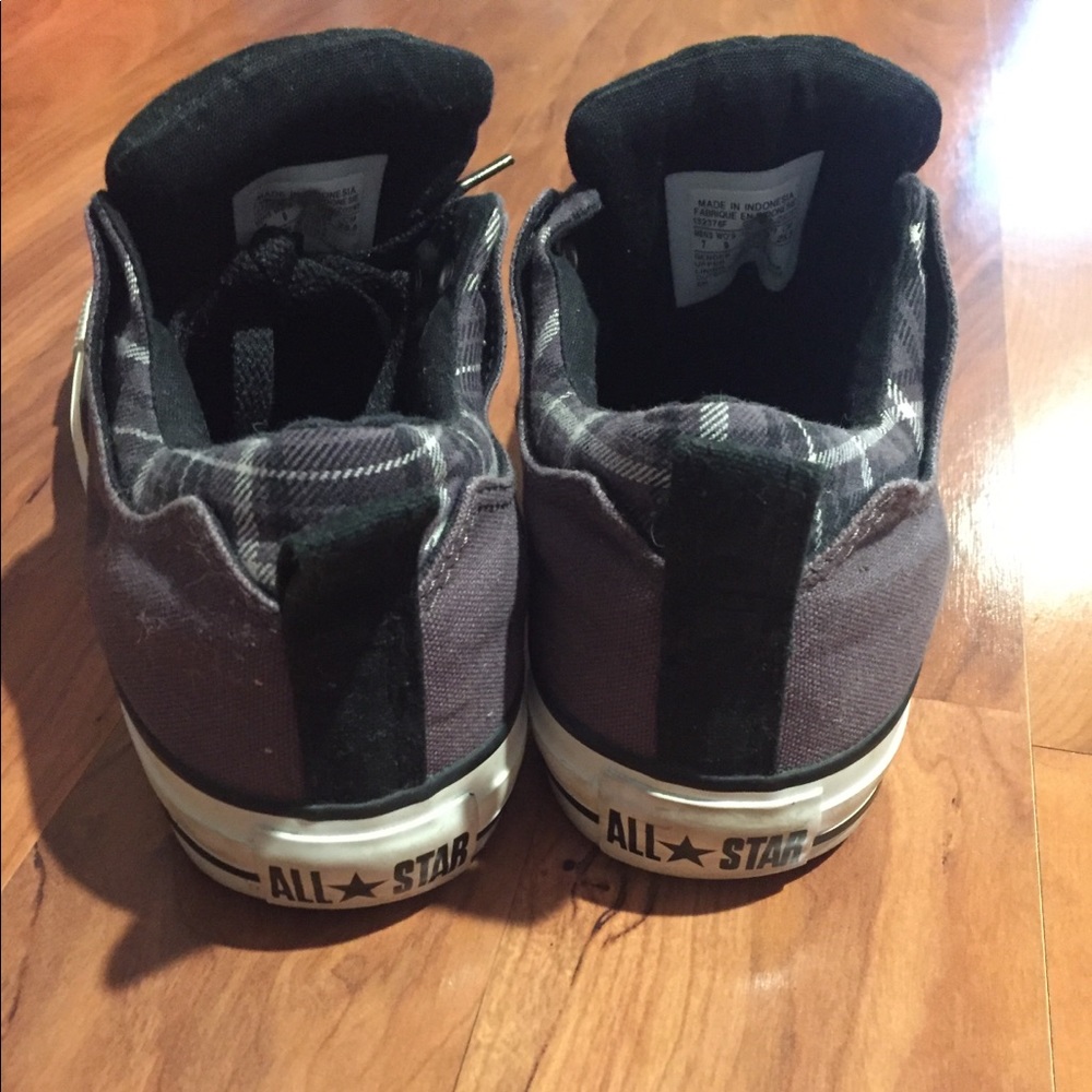 Converse - Picture 2 of 4